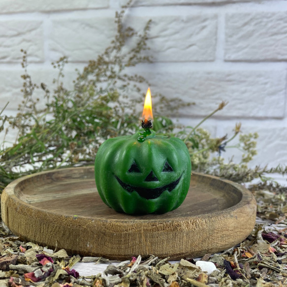 Воскова зелена свічка - гарбуз Halloween