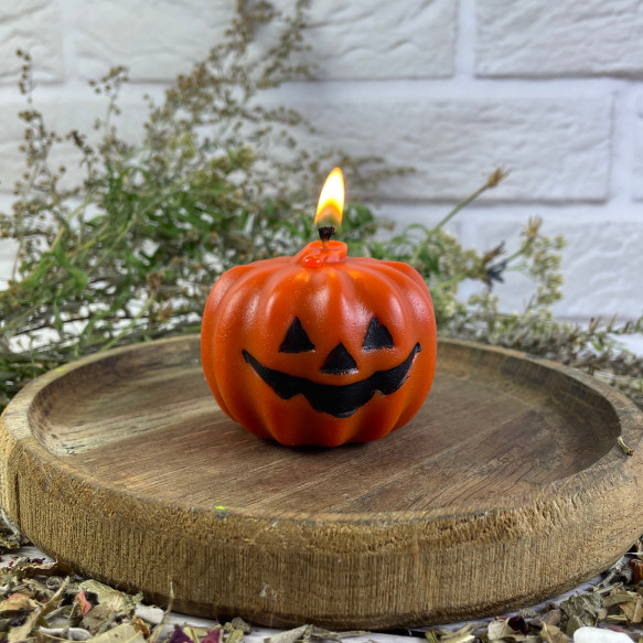 Воскова помаранчева свічка - гарбуз Halloween