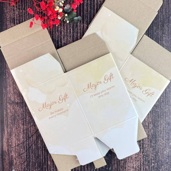 Коробка самозбірна Major Gift 90х90х120 мм (глянець)
